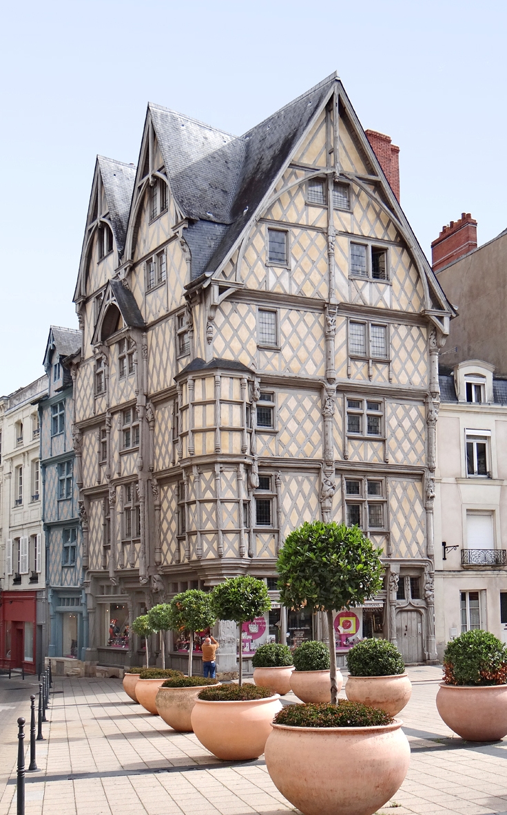 La_maison_dAdam_(Angers)_(15150694882)